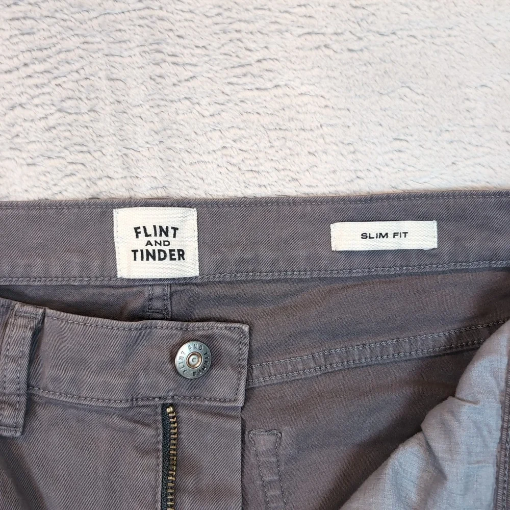 Flint and‎ Tinder 365 Pants Mens 31x32 (31x31) Gray Slim Fit Chino Five Pocket
